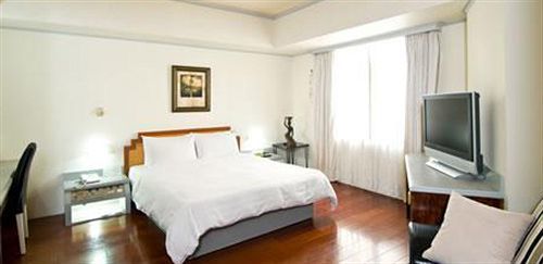 Fudi Hotel Taichung Bagian luar foto